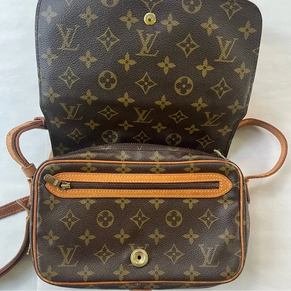 Louis Vuitton Saint Germaine Bag - Picture 3 of 10